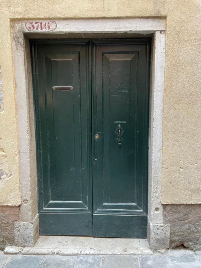 Remer Suites Venesia Bagian luar foto