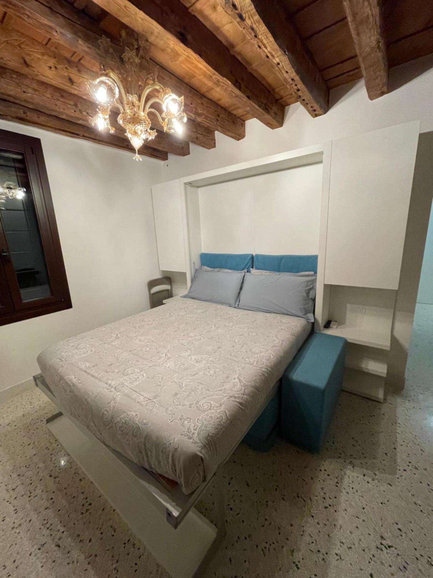 Remer Suites Venesia Ruang foto
