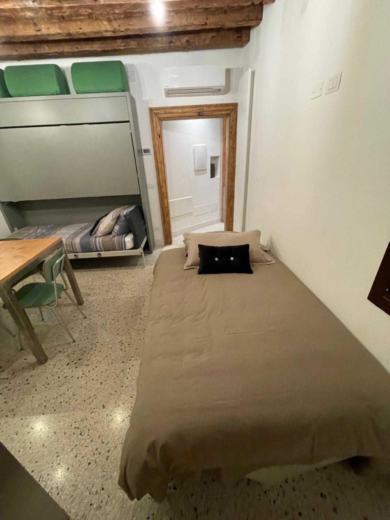 Remer Suites Venesia Ruang foto